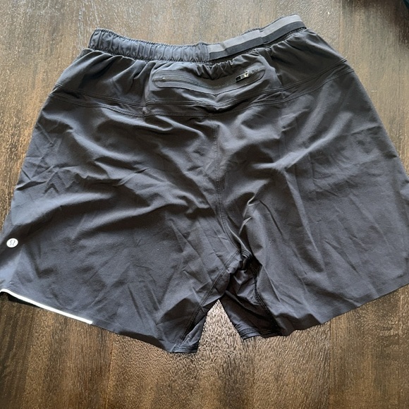 Men’s Lululemon Shorts - Picture 3 of 7